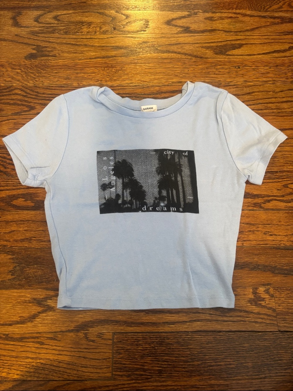 Garage Women’s Light Blue Short Sleeve 'City of Dreams' Graphic Tee Size XS